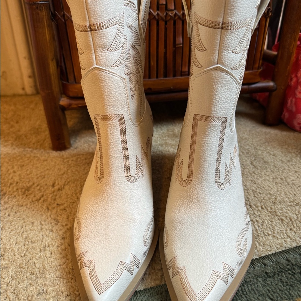 White Cream Ankle Boots with Western Stitching